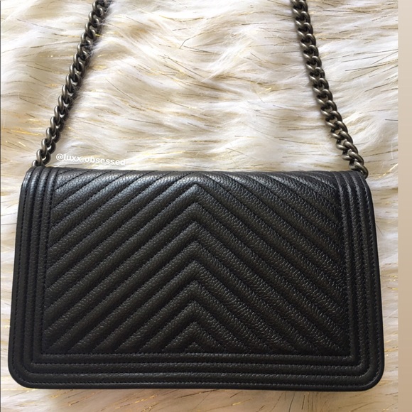Authentic pre-❤️ CHANEL Boy WOC - Picture 2 of 4
